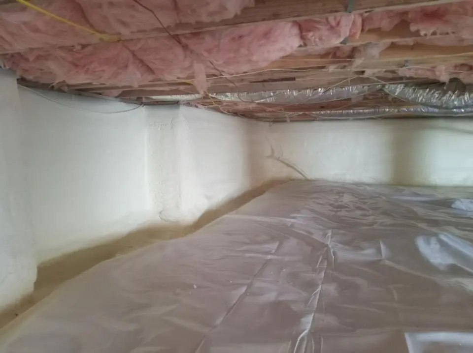 Crawl space encapsulation with closed-cell spray foam for Spray Foam Roofing in White Oak